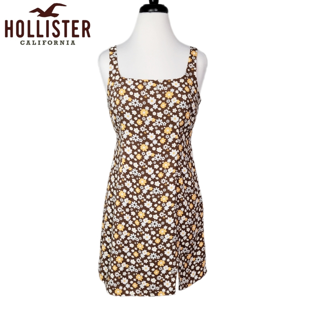 Hollister floral print dress size medium